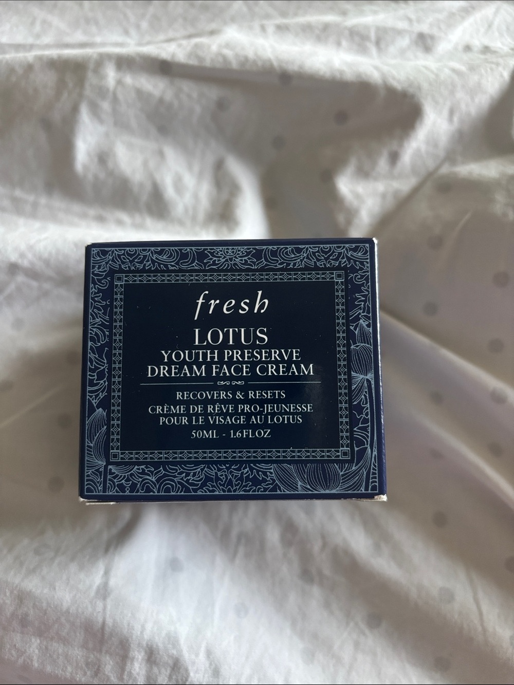fresh Lotus Youth Preserve Dream Face Cream - Navy and White Packaging